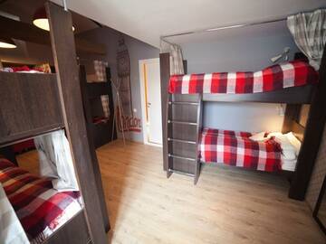 Фото номера Кровать в 8-местном общем номере Хостел Smile Hostel г. Нижний Новгород 6