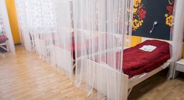 Фото номера Кровать в 13-местном общем номере смешанного типа Гостиница YES! hostel г. Нижний Новгород 10