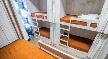 Фото номера Кровать в общем 8-местном номере для мужчин Гостиница YES! hostel г. Нижний Новгород 6