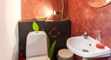 Фото номера Двухместный номер &quot;Комфорт&quot; с 1 кроватью и ванной Гостиница Fabrika Hostel&Gallery г. Нижний Новгород 6