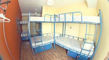 Фото номера Кровать в общем 8-местном номере Гостиница Best Days Hostel &amp; Club г. Нижний Новгород 3
