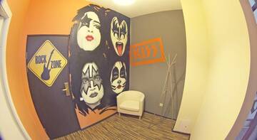 Фото номера Кровать в общем 8-местном номере с ванной комнатой Гостиница Best Days Hostel &amp; Club г. Нижний Новгород 4