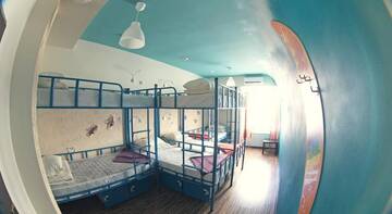 Фото номера Кровать в общем 8-местном номере Гостиница Best Days Hostel &amp; Club г. Нижний Новгород 2