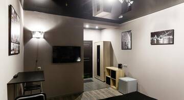 Фото номера Двухместный номер (без окна) с 1 кроватью Гостиница LogHouse г. Нижний Новгород 5