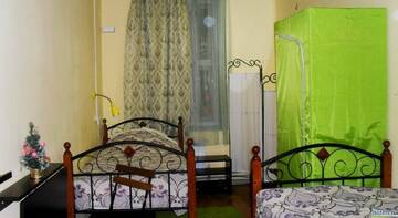 Фото номера Кровать  в двухместном номере Гостиница Home Hostel NN г. Нижний Новгород 3