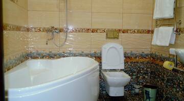 Фото номера Двухместный номер Делюкс с 1 кроватью Гостиница Guest House SV г. Нижний Новгород 2