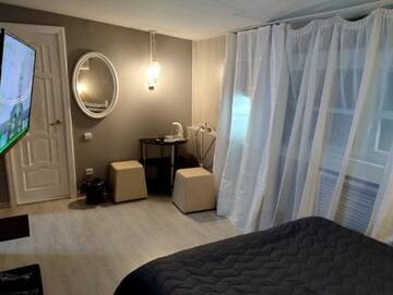 Фото номера Стандартный двухместный номер с 1 кроватью Гостиница Rest Home г. Нижний Новгород 5