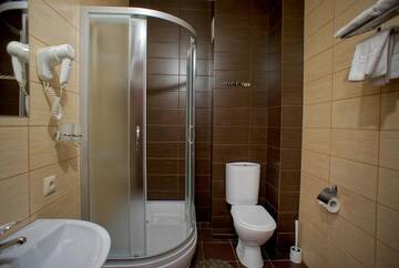 Фото номера Улучшенный двухместный номер с 1 кроватью Гостиница Мартон Ока г. Нижний Новгород 10