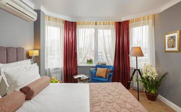 Фото номера Номер для двоих Deluxe Room Гостиница Изи Рум г. Нижний Новгород 4